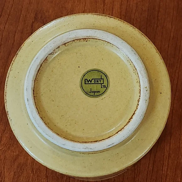 Vintage WONY Ltd Japan Stoneware Vase – 5″ Fish-Band Motif | Mid-Century Japandi - Picture 10 of 11